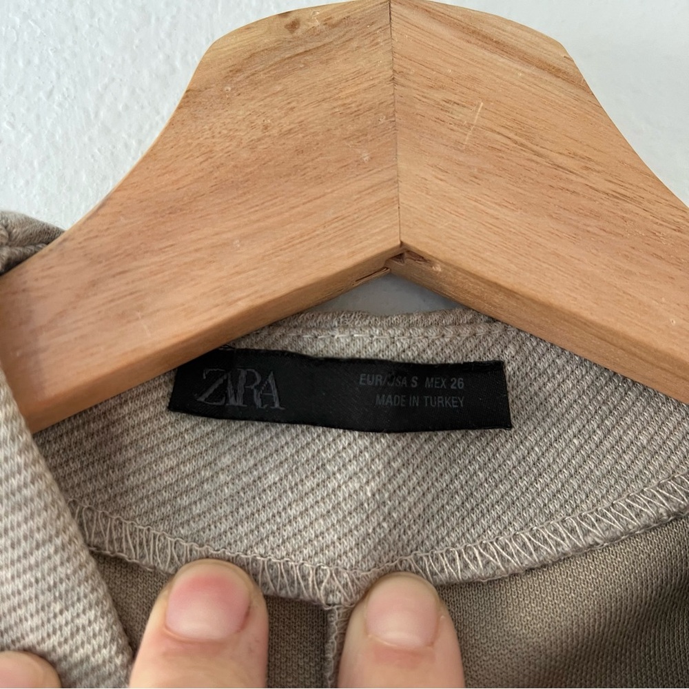 ZARA | Twill Buttoned Waistcoat Vest in Stone | S - Picture 3 of 4